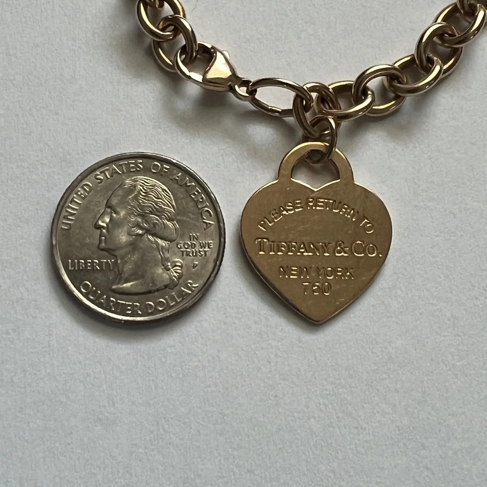 Tiffany & Co. Rose gold Bracelet with medium Heart charm